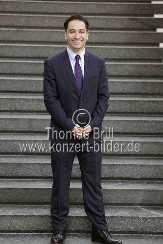 Kolumbianische Dirigent Andrés Orozco-Estrada wurde als übernimmt als Kölner Generalmusikdirektor und Gürzenich Kapellmeister im Historischen Rathaus der Stadt Köln vorgestellt (© Thomas Brill)